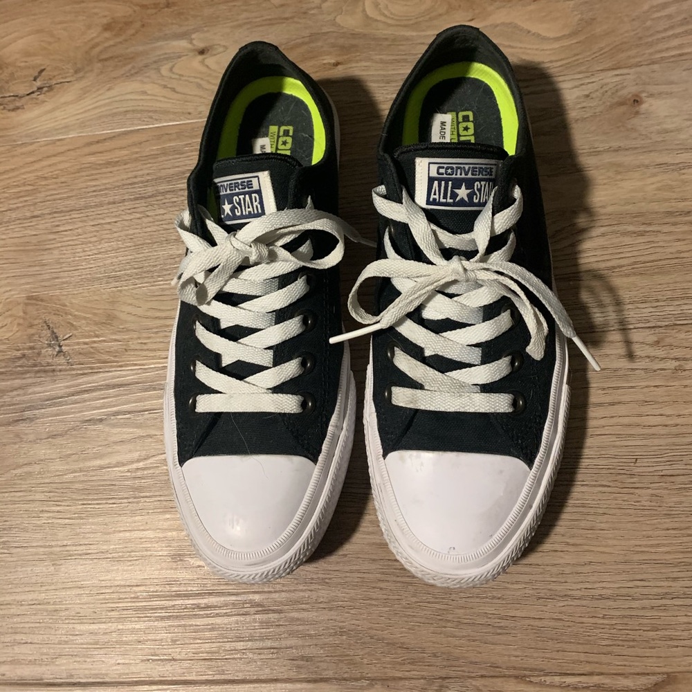 Black and white converse